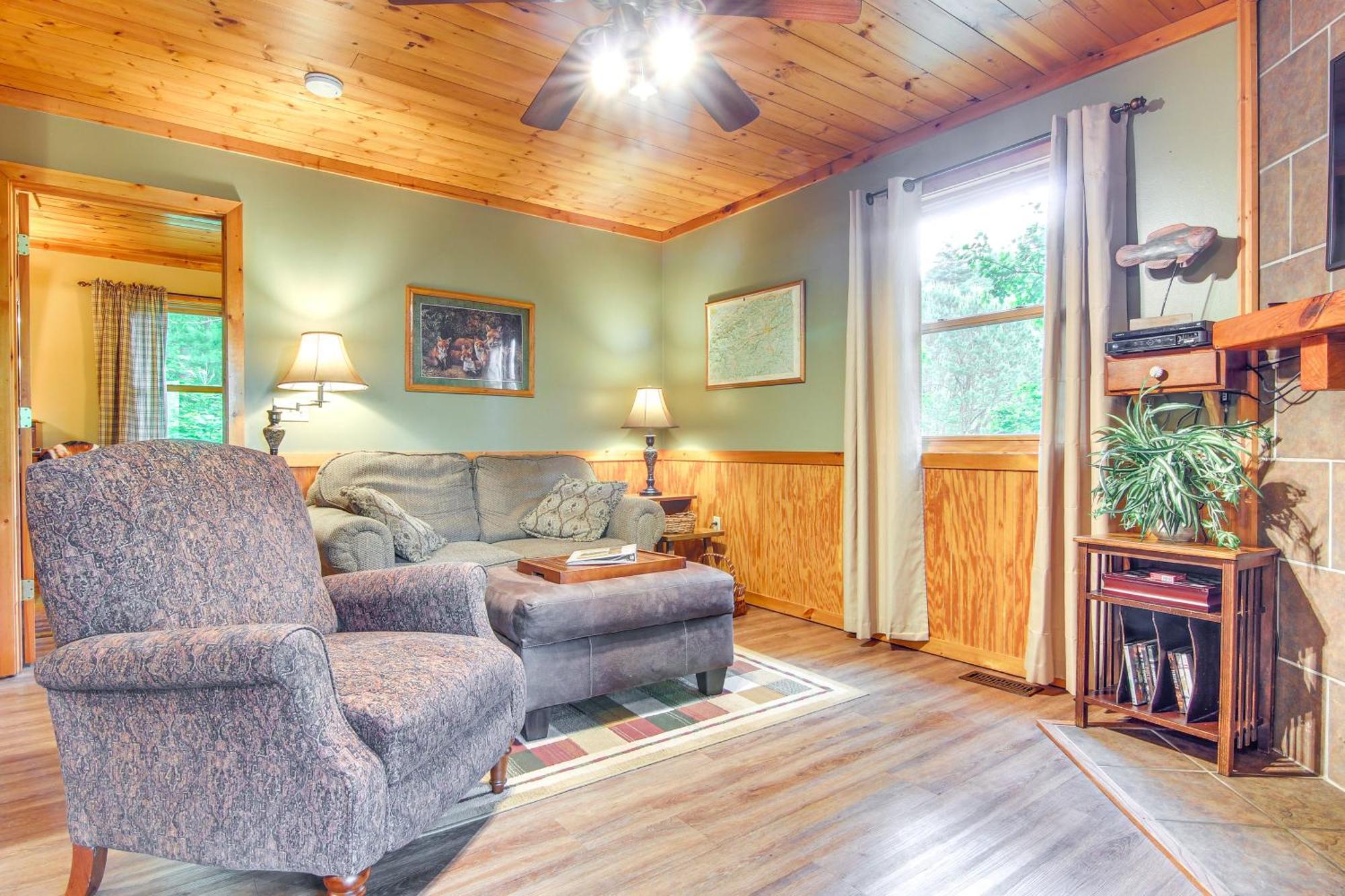 Charming Fox Den Cabin In Whittier With Hot Tub! Zewnętrze zdjęcie